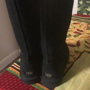 UGGS Classic Tall Women’s Boots Black Size 8
